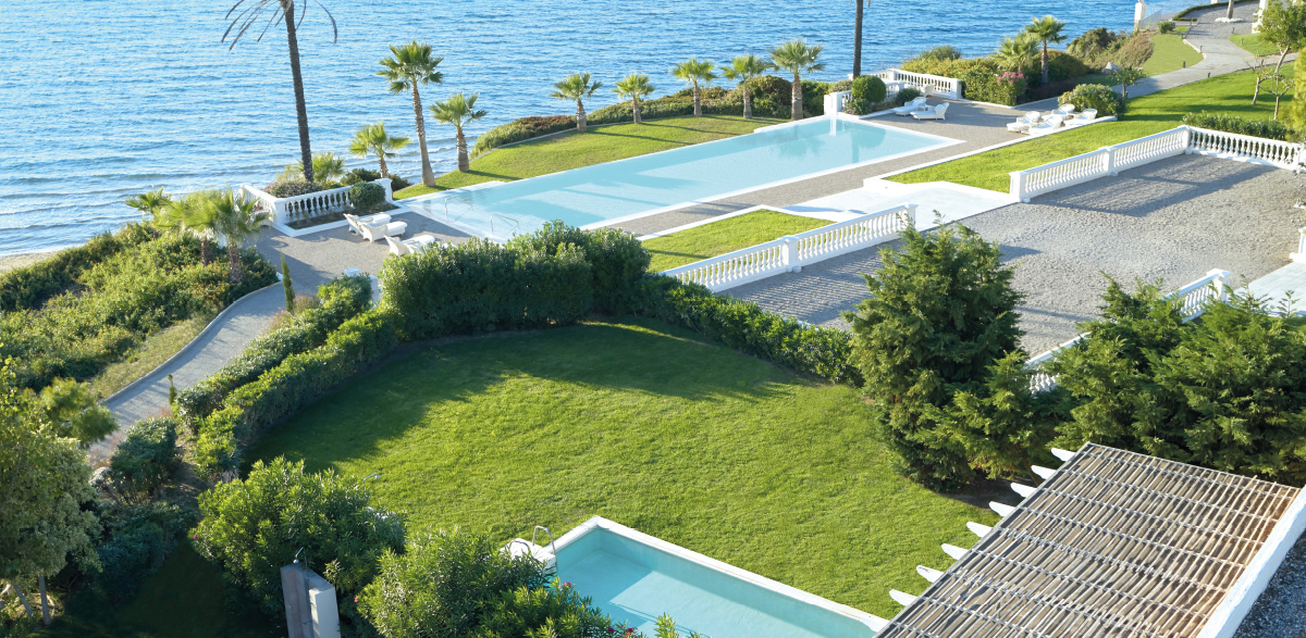 07-villa-delos-private-pool-mandola-rosa-outdoors